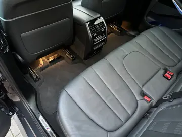 BMW X5 xDr30d M Sport PANO 2Achs AHK Laser HiFi 360