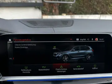 BMW X5 xDr30d M Sport PANO 2Achs AHK Laser HiFi 360