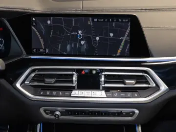 BMW X5 xDrive45e M Sportpaket Head-Up HiFi DAB WLAN