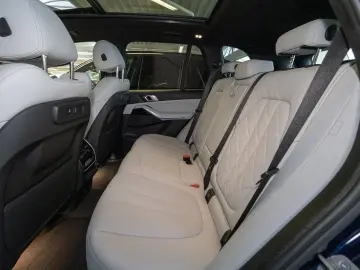 BMW X5 xDrive45e M Sportpaket Head-Up HiFi DAB WLAN