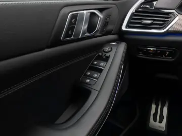 BMW X5 xD40d M Sport Laser HUD DAB AHK Panorama Komf