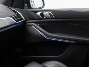 BMW X5 xD40d M Sport Laser HUD DAB AHK Panorama Komf