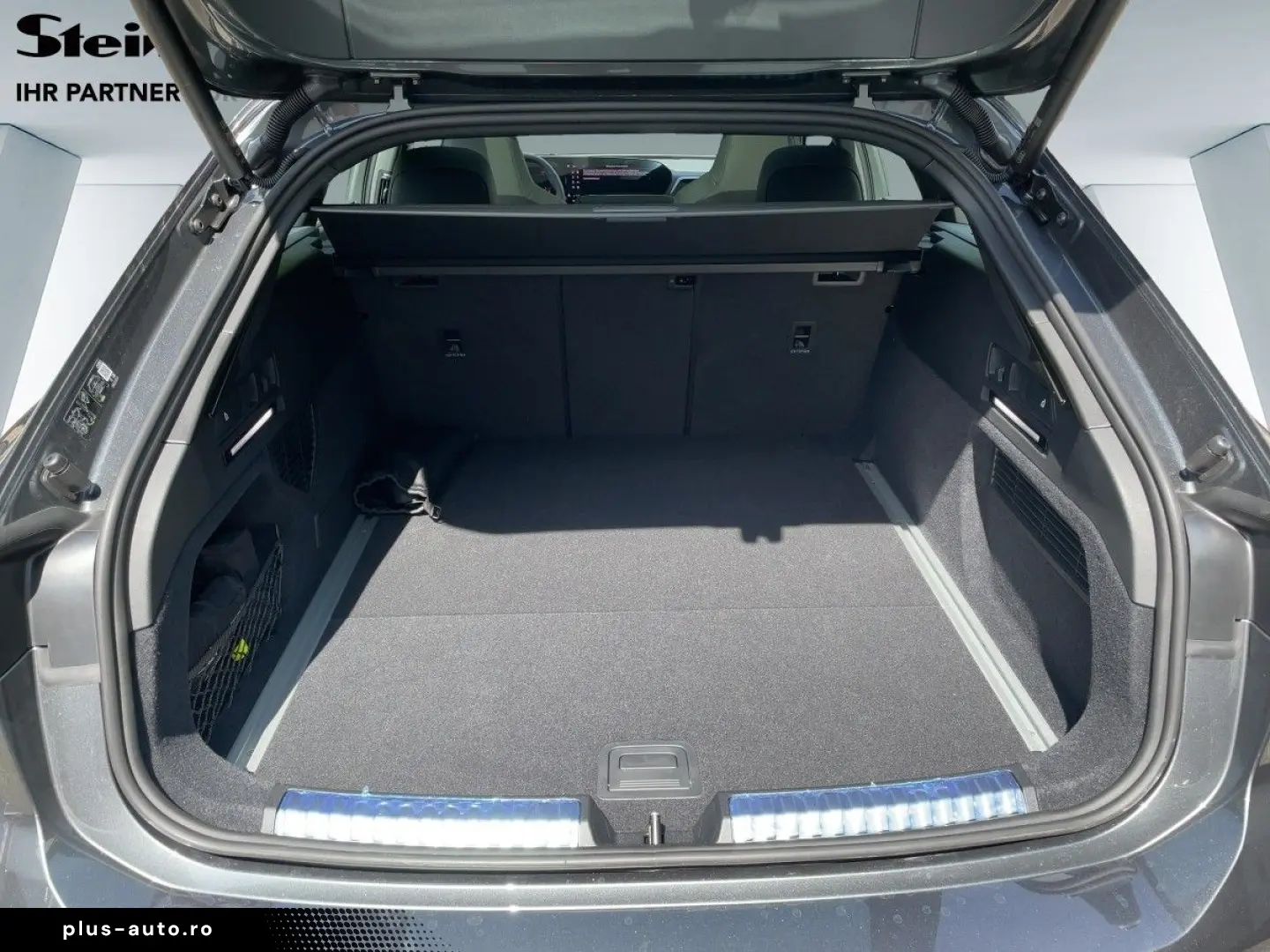 AUDI A6 Avant TDI quattro 150 kW LUFT PANO B&O