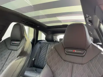 AUDI A6 Avant TDI quattro 150 kW LUFT PANO B&O