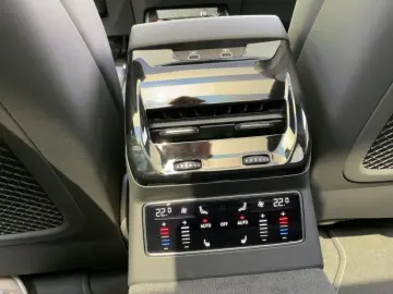 AUDI A6 Avant TDI quattro 150 kW LUFT PANO B&O