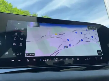 AUDI A6 Avant TDI quattro 150 kW LUFT PANO B&O