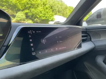 AUDI A6 Avant TDI quattro 150 kW LUFT PANO B&O