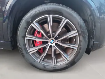 BMW X5 xDrive45e M-Sport Pano Sky Lounge HUD AHK