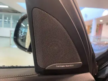 BMW X5 xDrive 30d M Sportpaket HUD StandHZG AHK Pano