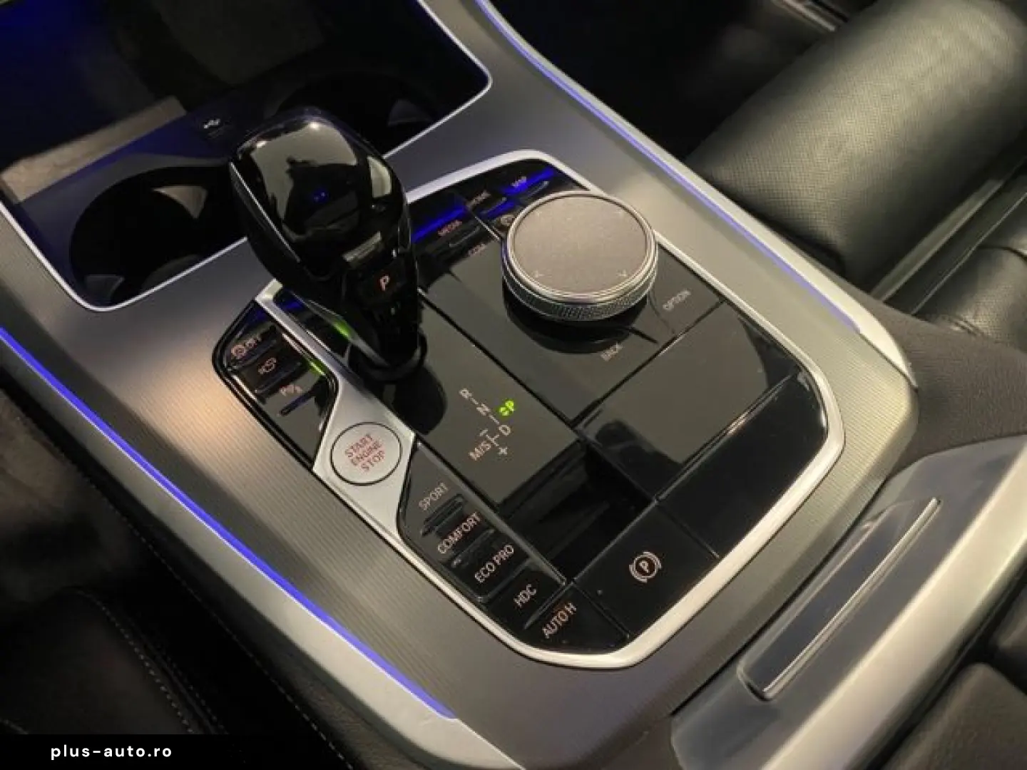 BMW X5 xDrive 30d M Sportpaket HUD StandHZG AHK Pano