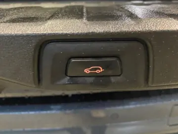 BMW X5 xDrive 30d M Sportpaket HUD StandHZG AHK Pano