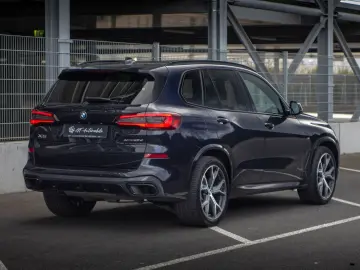 BMW X5 xDrive 30d M Sport PANO HUD HA-Lenkung AHK