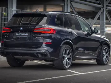 BMW X5 xDrive 30d M Sport PANO HUD HA-Lenkung AHK