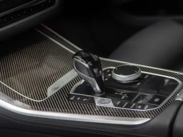 BMW X5 xDrive 30d M Sport PANO HUD HA-Lenkung AHK