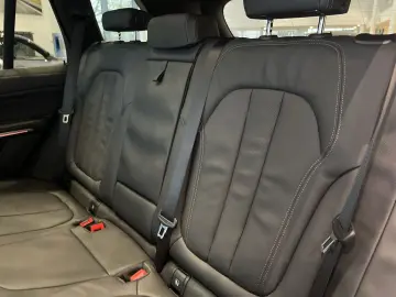 BMW X5 30d M Sport HUD AHK Pano Navi Bowers&Wilkins