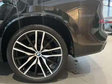 BMW X5 30d M Sport HUD AHK Pano Navi Bowers&Wilkins