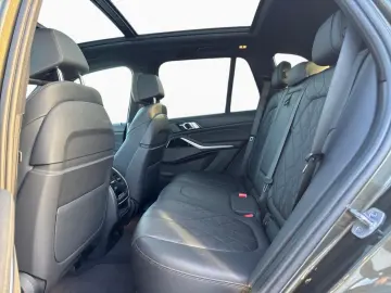 BMW X5 xDr 30dA M SPORT LivePr Pano 360  KomSi StHz