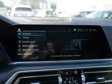 BMW X5 xDrive 45e M-Sport PANO AHK HUD LASER LED ACC