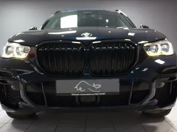 BMW X5 xDrive30d M-SPORT~DEUTSCH UNFALLFREI SKY LOUN