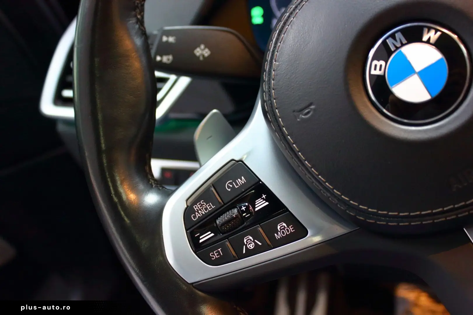 BMW X5 xDrive30d M-SPORT~DEUTSCH UNFALLFREI SKY LOUN