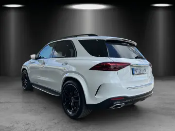 MERCEDES-BENZ GLE 300d 4M AMG