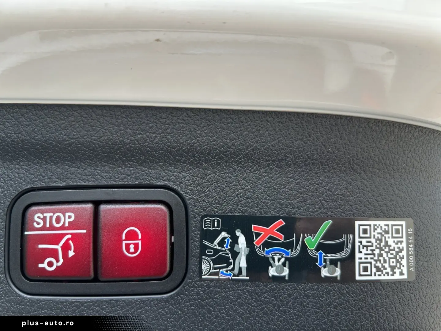 MERCEDES-BENZ GLE 300d 4M AMG