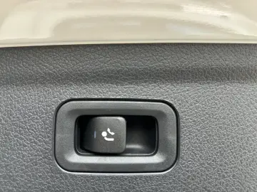 MERCEDES-BENZ GLE 300d 4M AMG