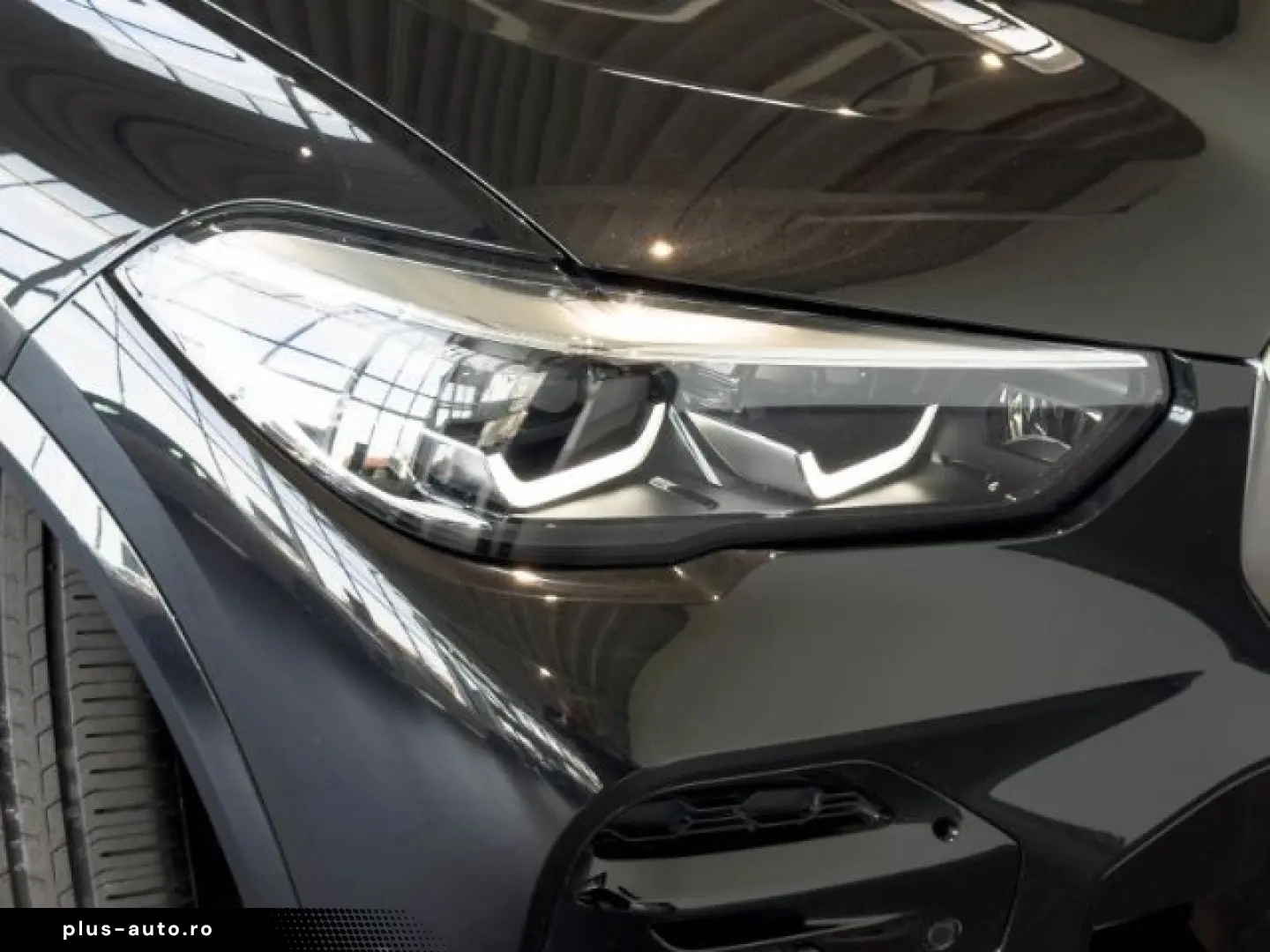 BMW X5 xDrive40d M Sport B&W Memory AHK Pano