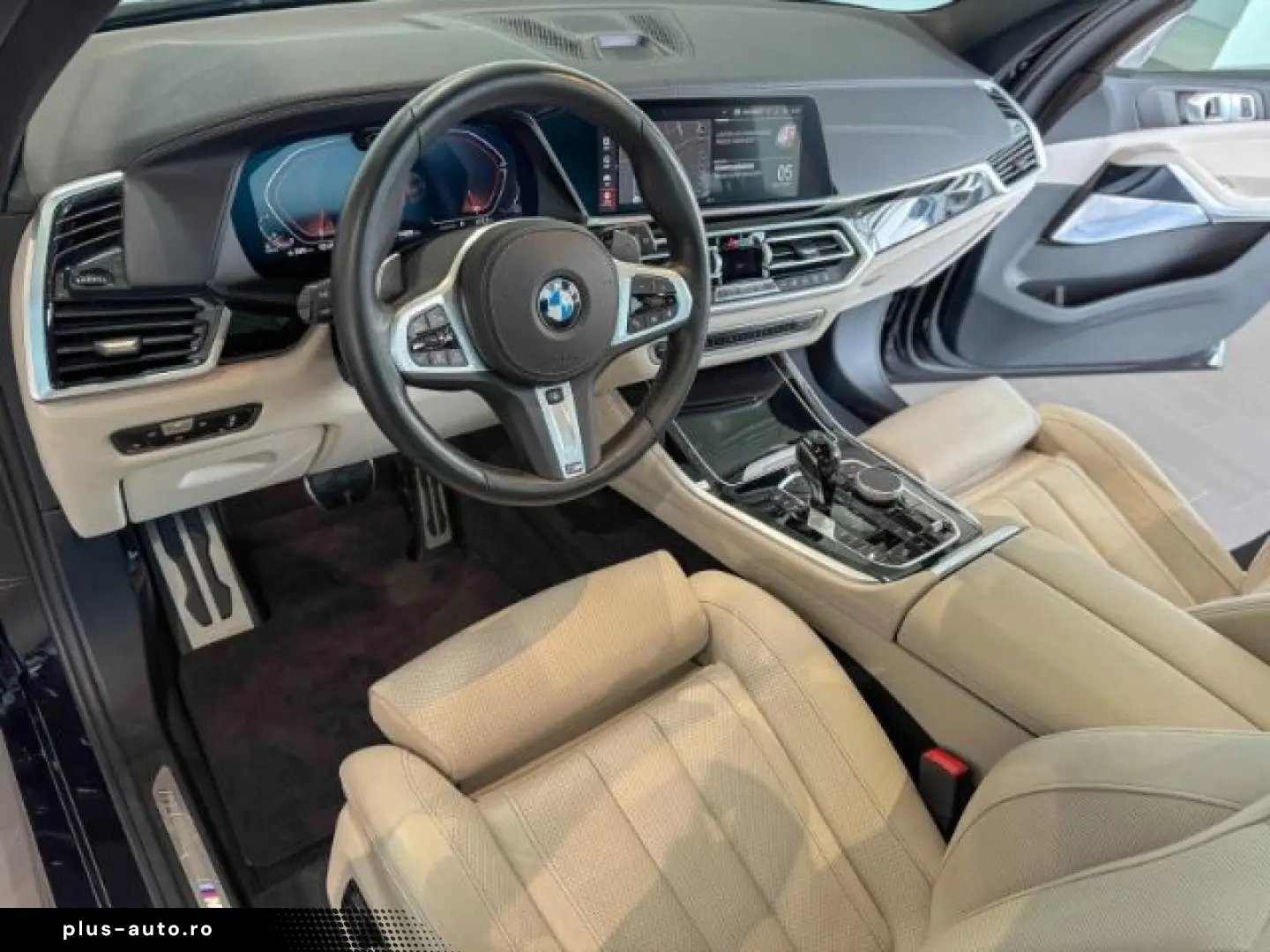 BMW X5 xDrive40d M Sport B&W Memory AHK Pano
