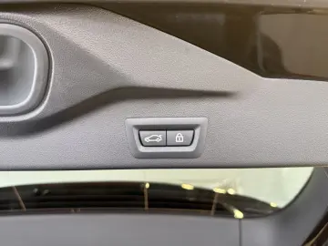 BMW X5 xDr40d M SPORT PANO SOFT HUD LASER ACC 22  AL