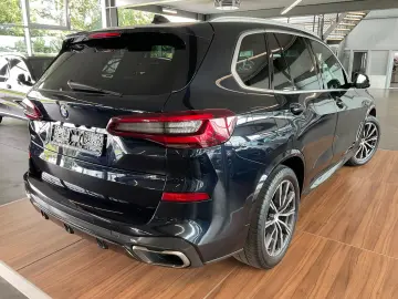 BMW X5 M50i HUD PANORAMA 360 LASER HK STANDHEIZUNG