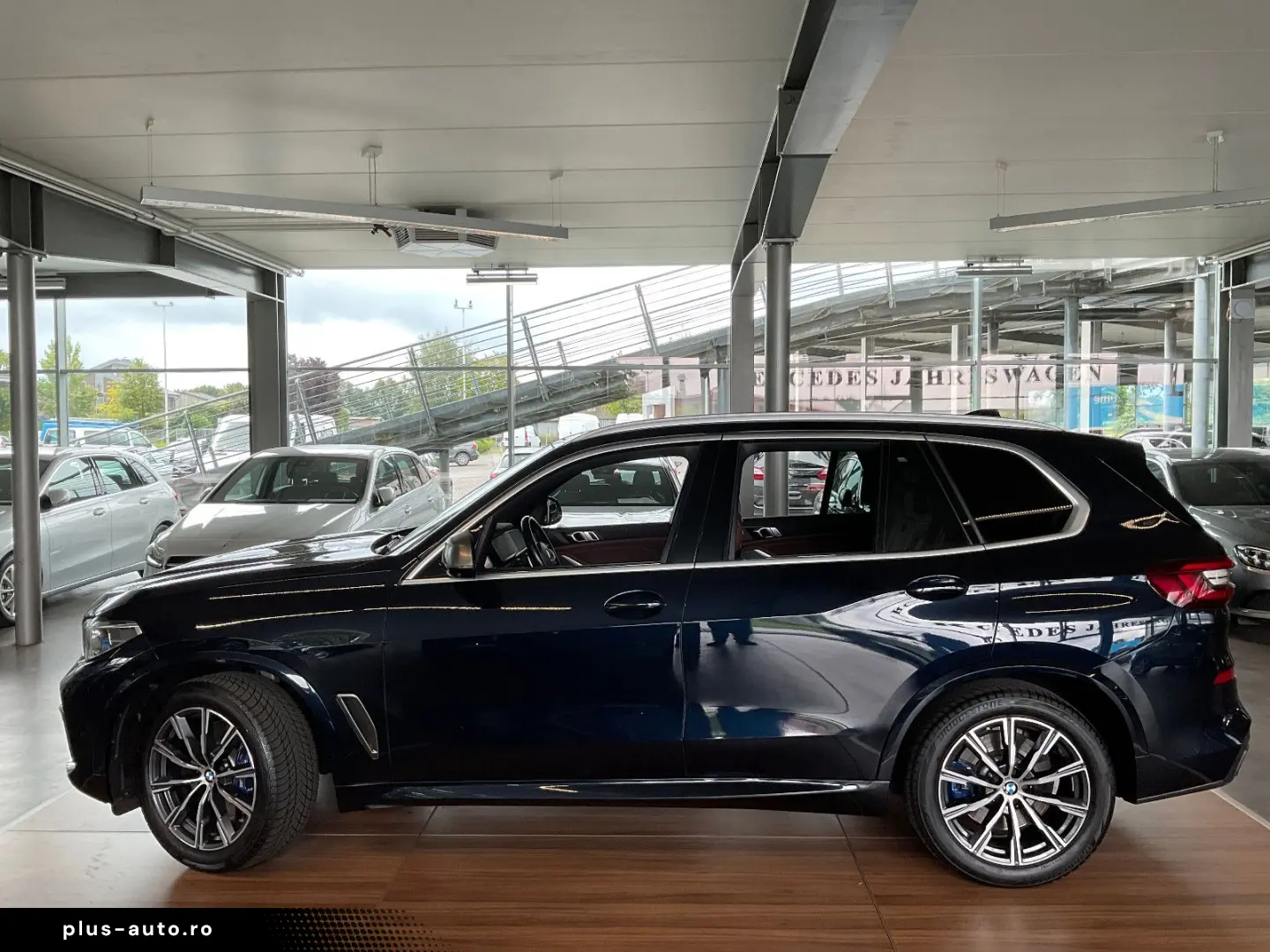 BMW X5 M50i HUD PANORAMA 360 LASER HK STANDHEIZUNG