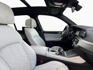 BMW X5 xD30d M SPORT DAPr 360  Pano H K FondEnt 22