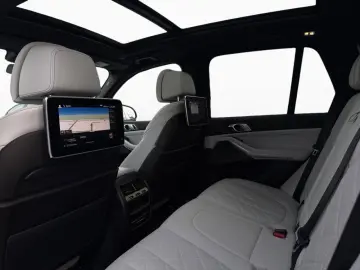 BMW X5 xD30d M SPORT DAPr 360  Pano H K FondEnt 22