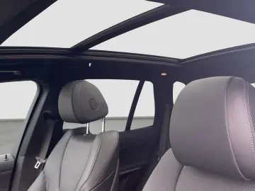 BMW X5 xDrive30d    M-Sport ACC Laser PanoSD SpurAss