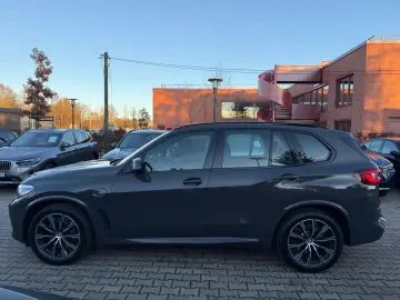 BMW X5 xDr 45 e M Sport Pano Head 360  Massage Msitz