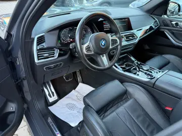 BMW X5 xDr 45 e M Sport Pano Head 360  Massage Msitz
