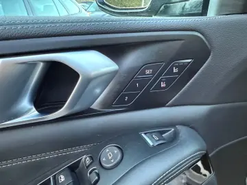 BMW X5 xDr 45 e M Sport Pano Head 360  Massage Msitz