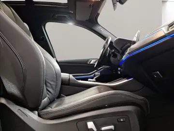 BMW X5 xDrive30d M Sport Standheizung AHK Kamera