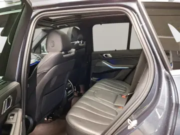 BMW X5 xDrive30d M Sport Standheizung AHK Kamera