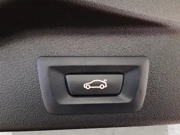 BMW X5 xDrive30d M Sport Standheizung AHK Kamera