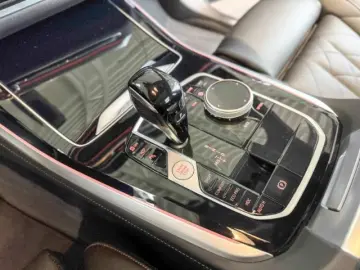 BMW X5 xDrive30d M Sport Memory Pano HUD 360 Kamera