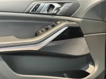 BMW X5 xDrive30d M Sport Memory Pano HUD 360 Kamera