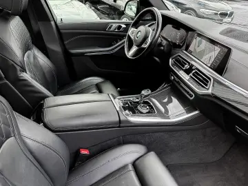 BMW X5 xDrive30d M Sport HUD PANO ACC RFK NAVI LED H