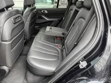 BMW X5 xDrive30d M Sport HUD PANO ACC RFK NAVI LED H