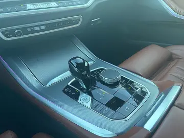 BMW X5 xDrive30d M Sportpaket Head-Up HiFi DAB WLAN