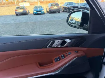 BMW X5 xDrive30d M Sportpaket Head-Up HiFi DAB WLAN