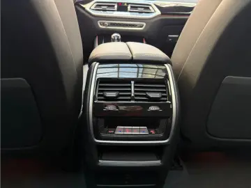 BMW X5 xDrive 30d  M Sport AHK HeadUp Pano