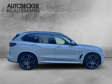 BMW X5 xDRIVE 30d M SPORT AUTOMATIK LC PROF HuD KAME