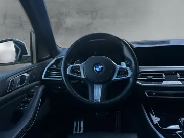 BMW X5 xDRIVE 30d M SPORT AUTOMATIK LC PROF HuD KAME